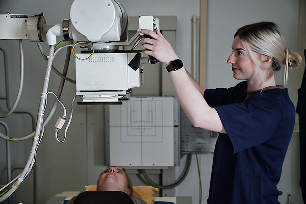 Sonografie und Röntgendiagnostik in der Orthopädischen Praxis in Regensburg